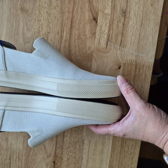 NWOT - Rothy's The City Slip-On Shoes - White - Size 8 - Picture 5 of 6